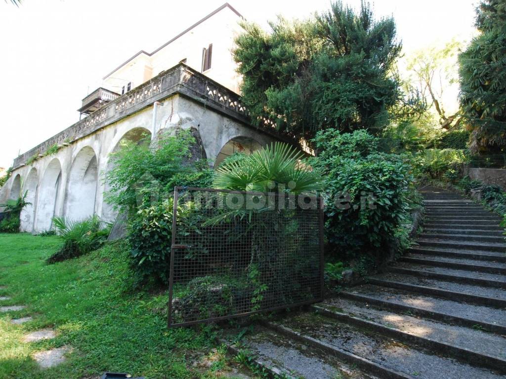 Villa d'epoca in vendita a Stresa - giardino