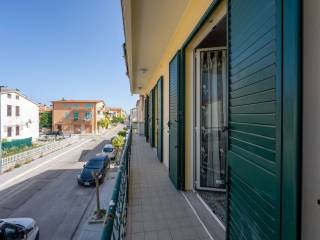 balcone su strada