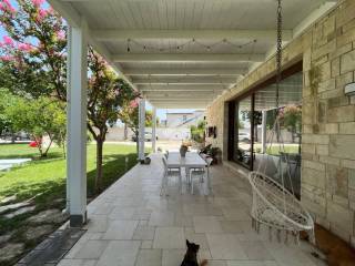 VERANDA