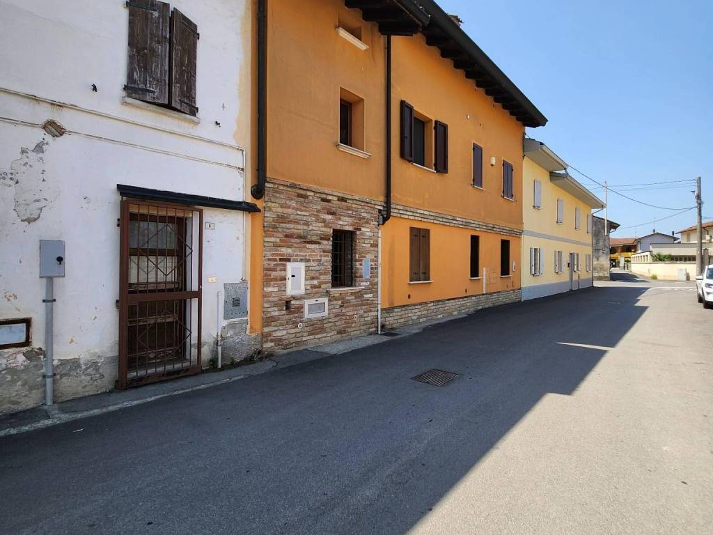 Terratetto plurifamiliare vicolo Torchio 8, Centro, Dovera | 3 locali | 77 mq