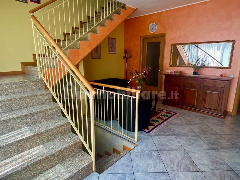 GABETTI VENDE DUPLEX CALUSCO D'ADDA