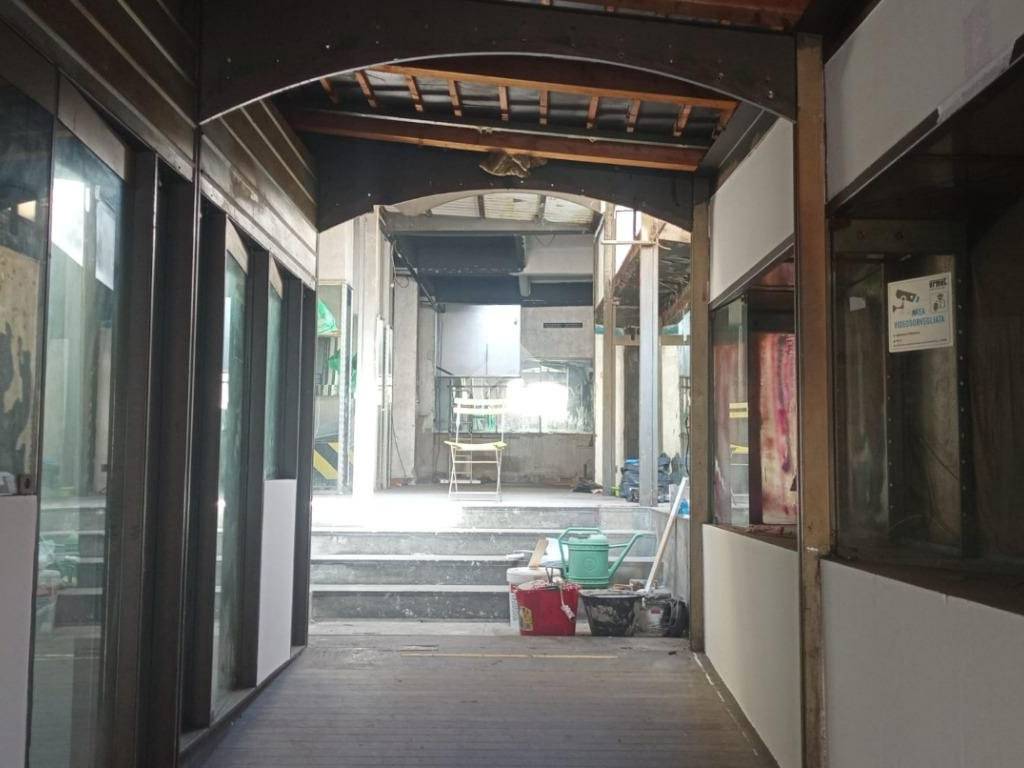 Locale commerciale via gabriele rossetti 12, quarto, genova