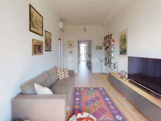 Via-Maria-Vittoria-51-Living-Room