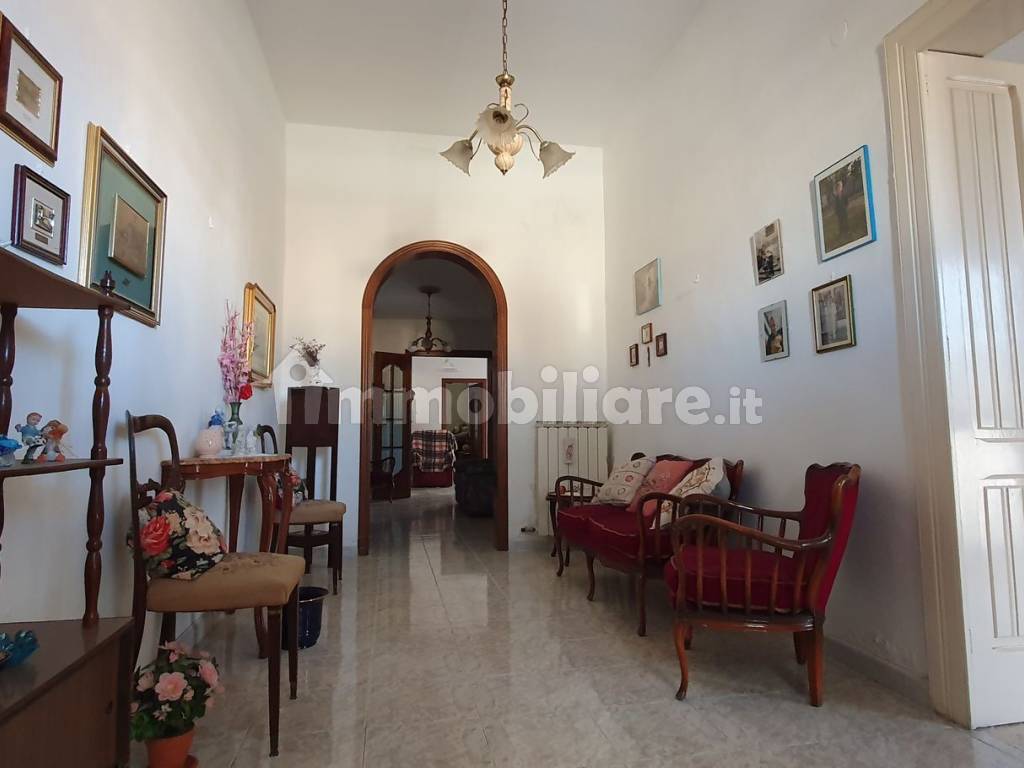 casa%20torchiarolo%20brindisi%20vendita%20corridoio-1681815170-5ccf10b918c.jpg