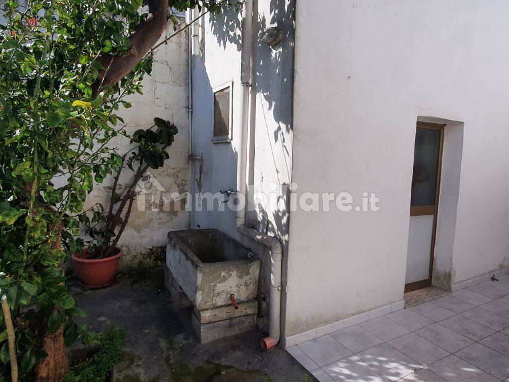 casa%20torchiarolo%20brindisi%20vendita%20esterno-1681815210-a5f9cd76f7.jpg