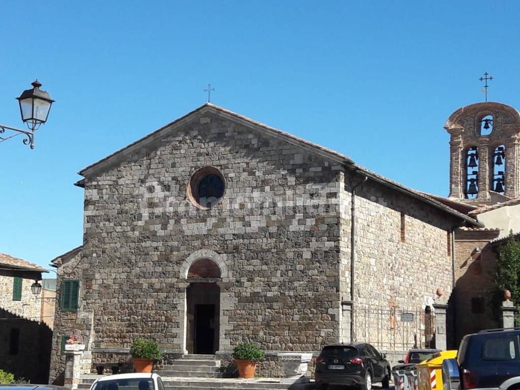 piazza della chiesa