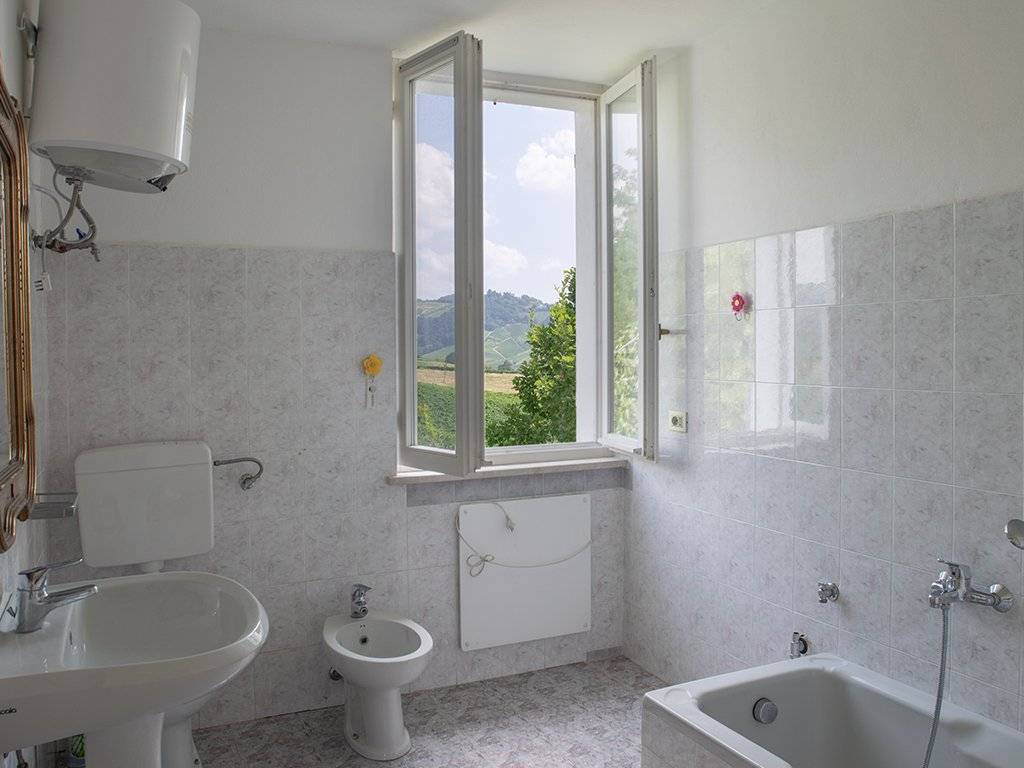 BAGNO PRIMO PIANO