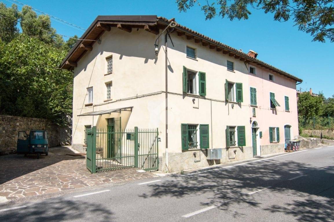 Appartamento in affitto a Carrosio