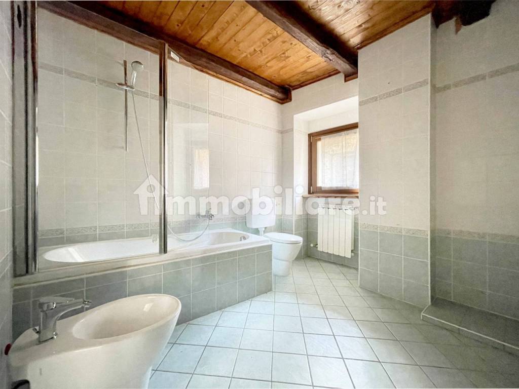 casa vendita premosello chiovenda bagno