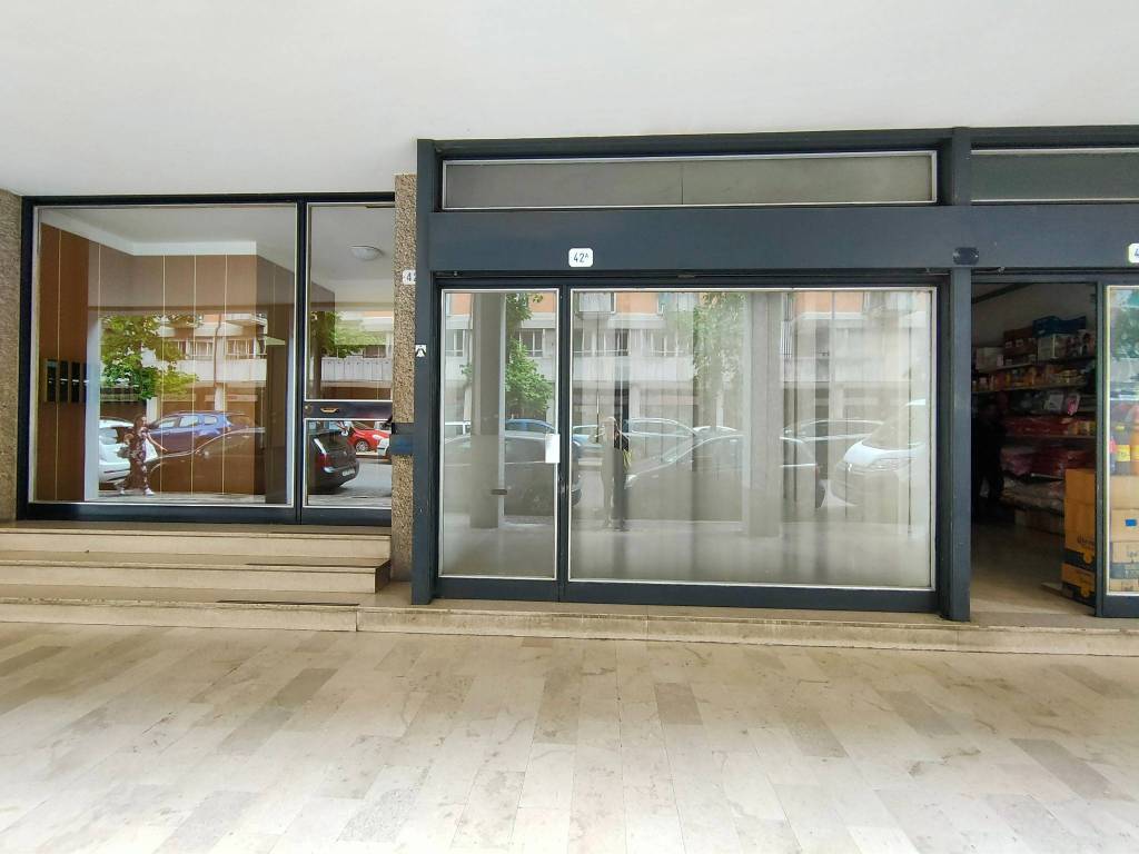 Locale commerciale viale ungheria 42, viale ungheria, udine