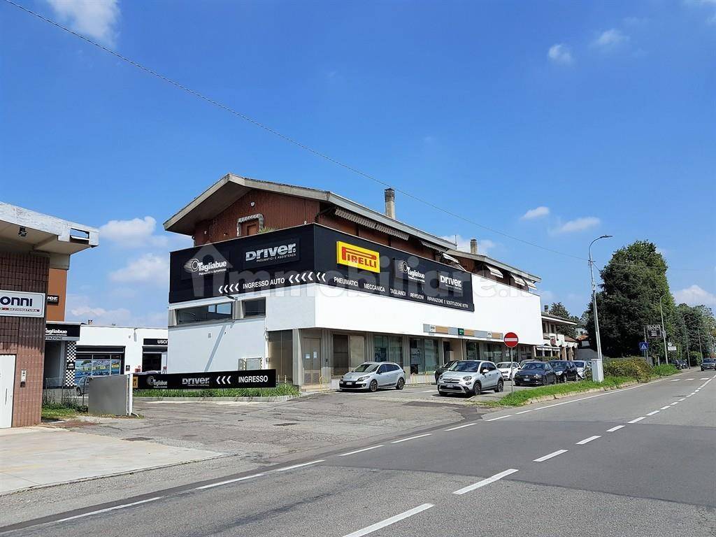 capannone-via-indipendenza-111-meda-rif-105183059-immobiliare-it