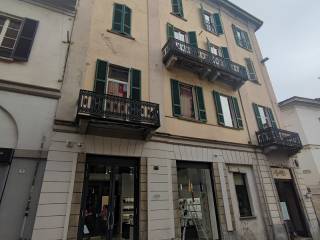 Case in vendita in Corso Strada Nuova, Pavia - Immobiliare.it