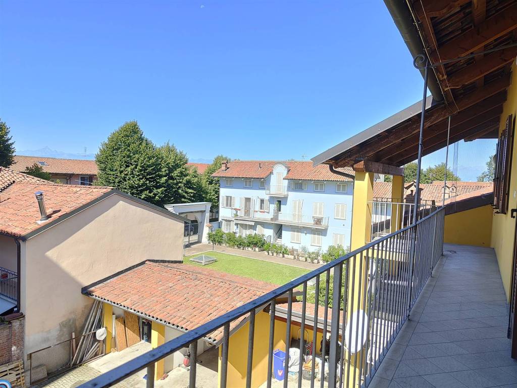 Vendita Appartamento Villastellone. Quadrilocale in via Parrocchia 3