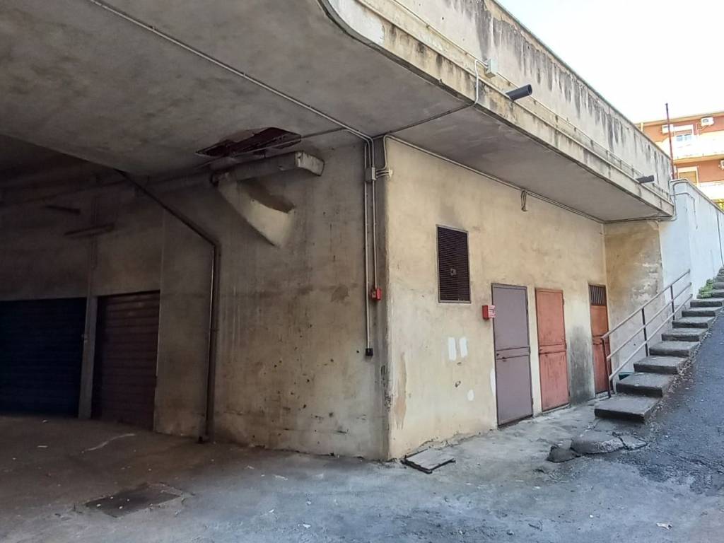 Garage - box via amedeo modigliani 19, barriera - leucatia, catania