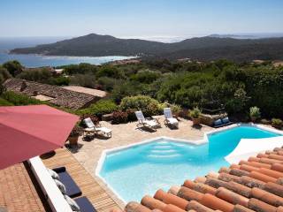 Panoramic views from the property, in the hill of Pantogia