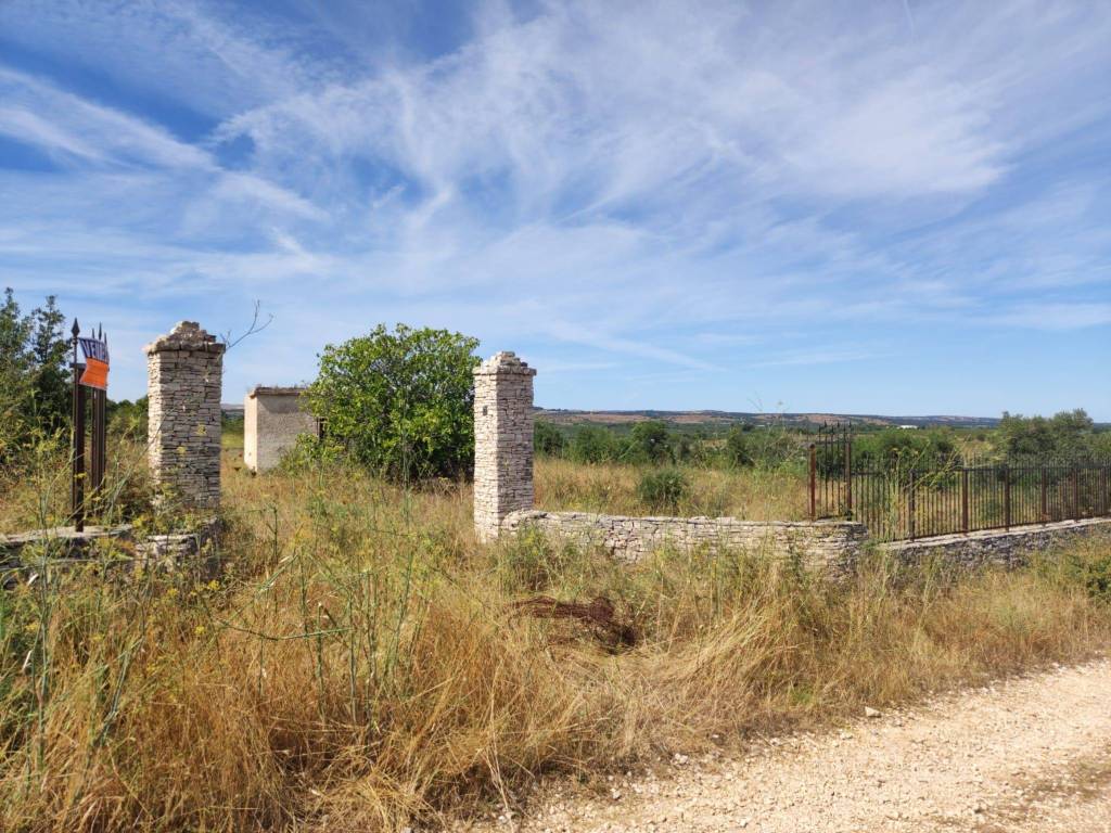 Terreno agricolo strada esterna cisterna murgetta, corato