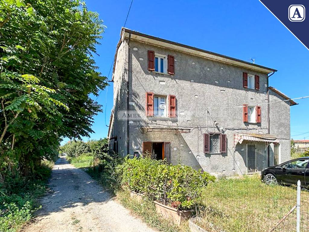 Rustico - Casale in vendita a Pietrasanta