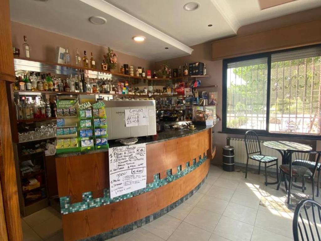 Attività commerciale via emilia est, centro, savignano sul rubicone