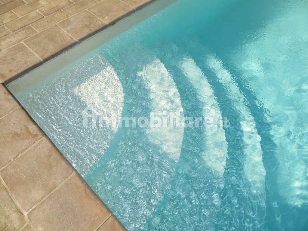 Particolare piscina