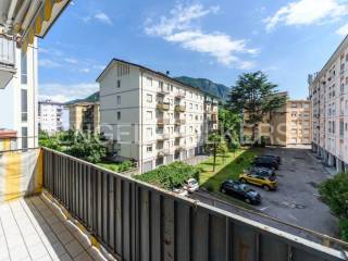 Balcone cortile interno a Sud