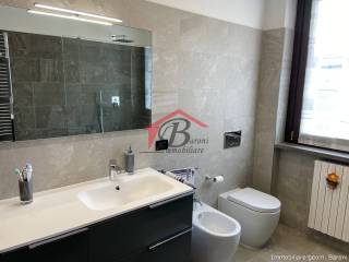 Interno - bagno trilocale