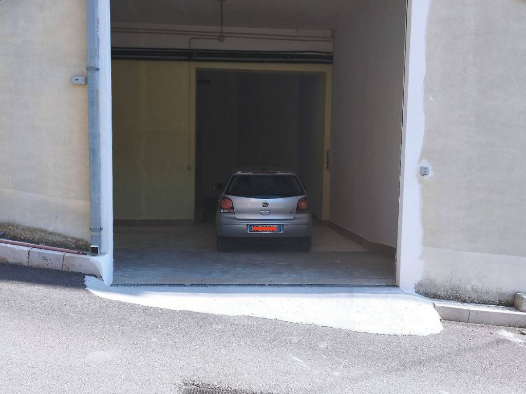 Garage - box via asiago 1, pietramontecorvino