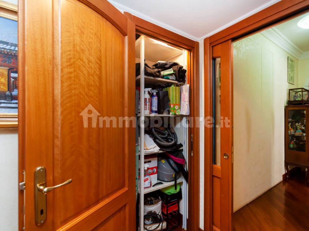 Vendita Appartamento Roma. Trilocale in via Lucio Manlio Vulsone 14