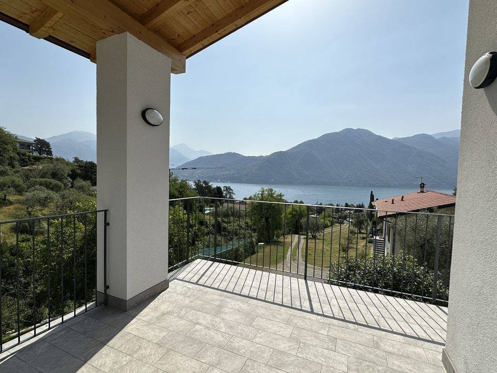 Lago Como Mezzegra Appartamento con Terrazzi e Vista Lago rid-4