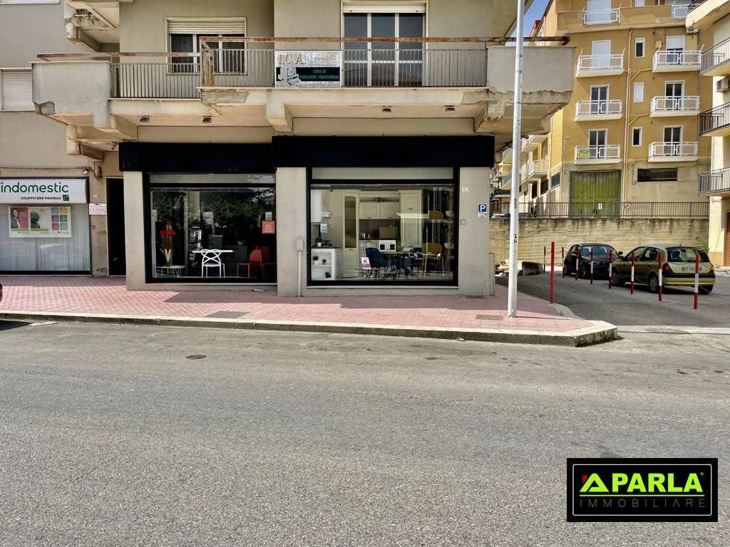Locale commerciale viale giudice antonino saetta, canicattì
