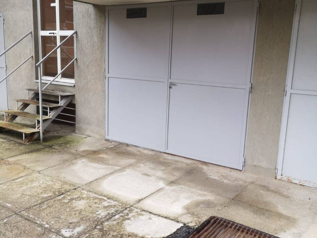 Garage - box via alessandro manzoni, altipiano, mondovì