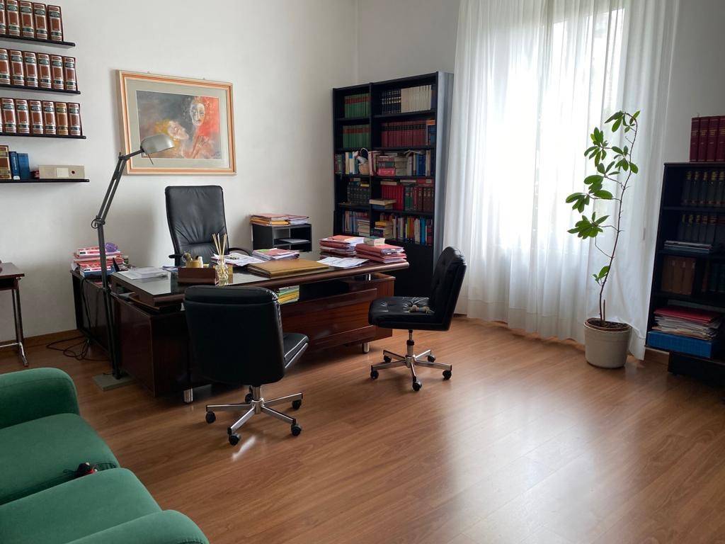 Ufficio - studio via antonio gramsci, via dei mille, grosseto