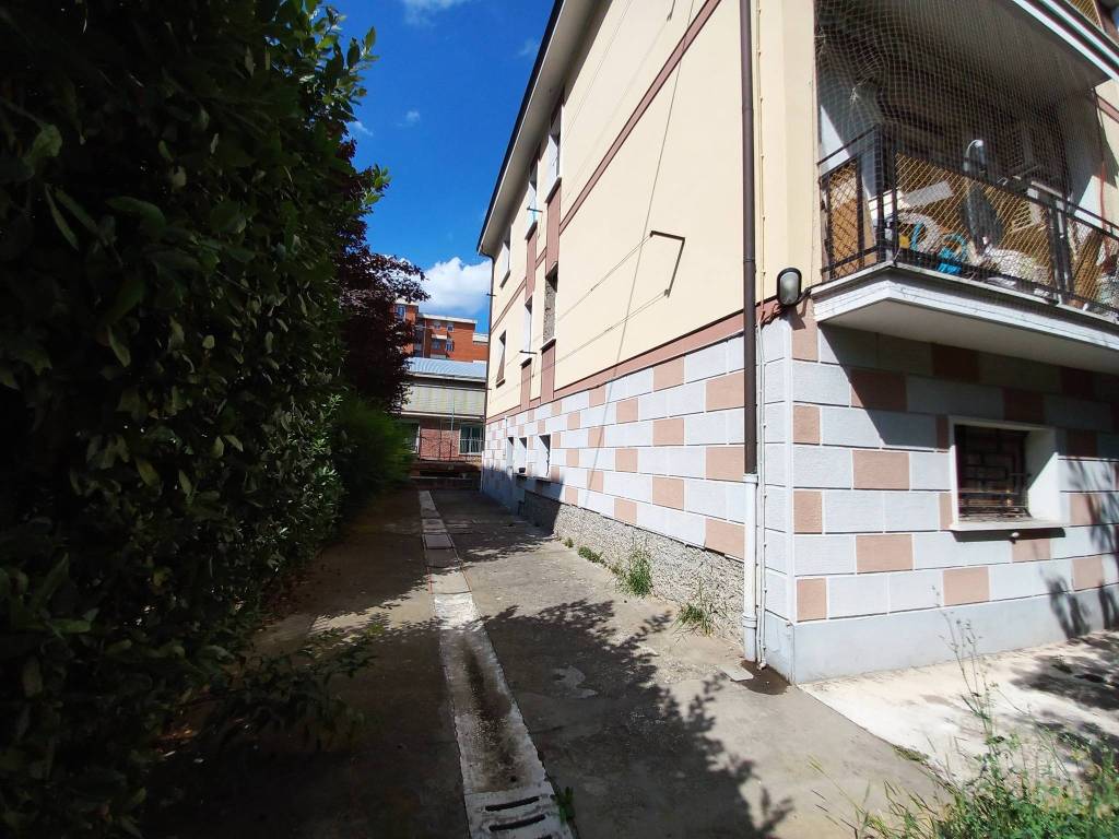 Vendita Appartamento Bologna. Bilocale in via dell'Arcoveggio 56/18. Buono stato, secondo piano