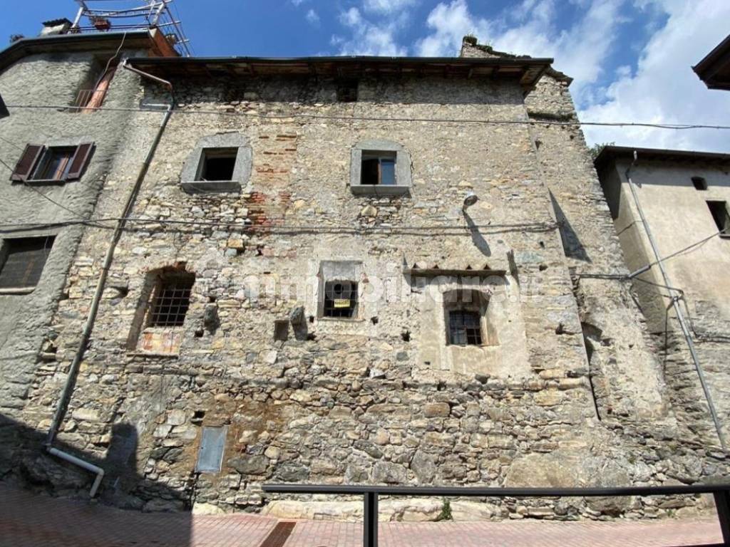 CASTELLO