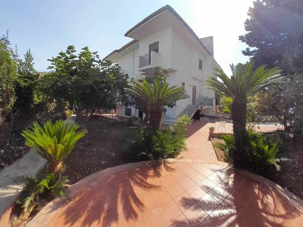 VENDITA VILLA BIFAMILIARE CARINI NUOVA POSTO AUTO CON BALCONE visual data 7