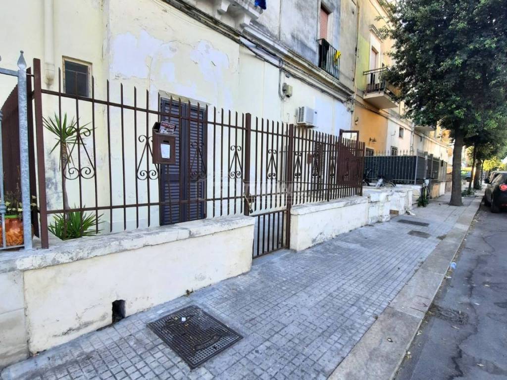 Vendita Appartamento Lecce. Bilocale in via Lequile 103. Da