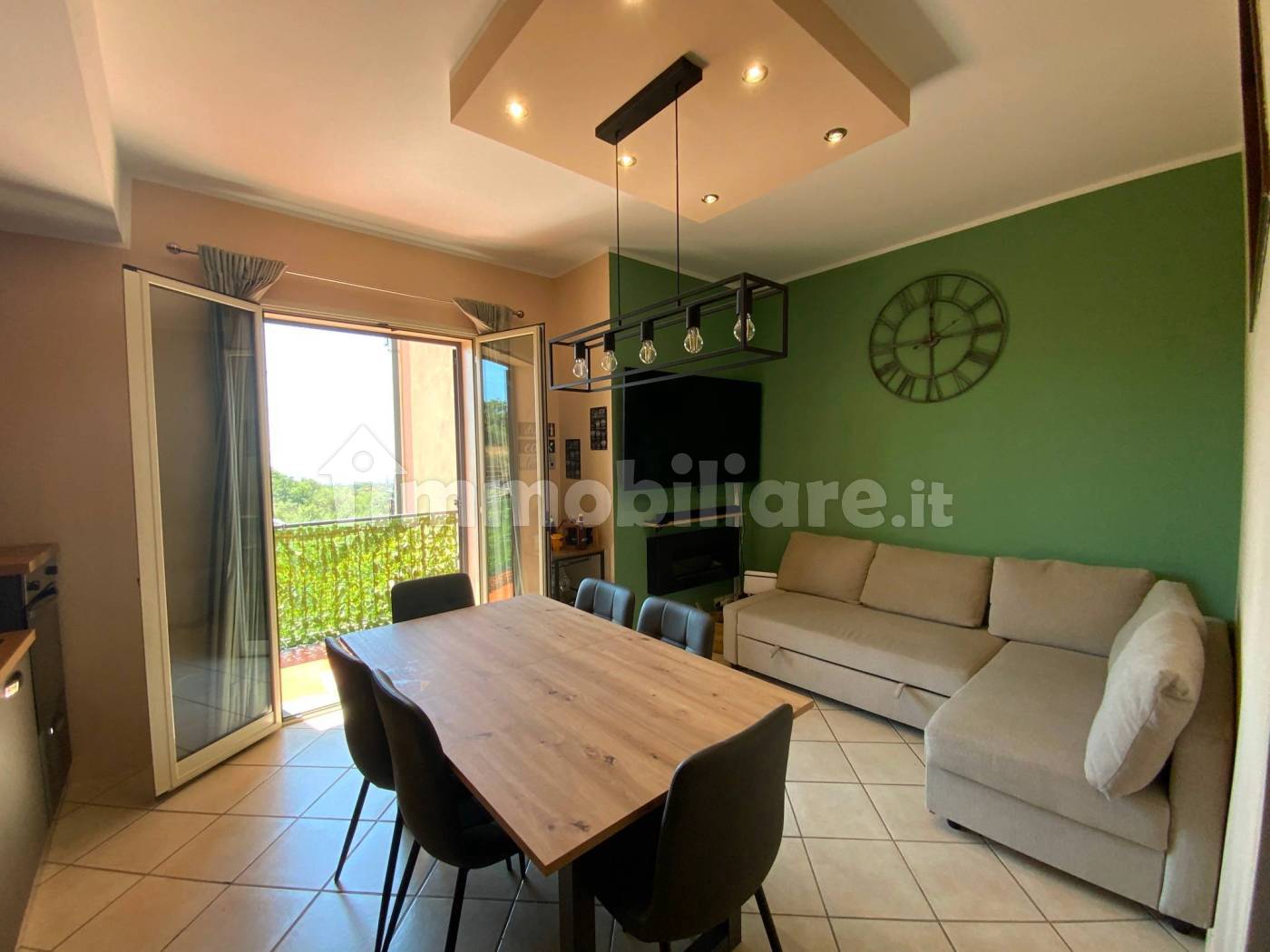 Appartamento in affitto a Camporotondo Etneo