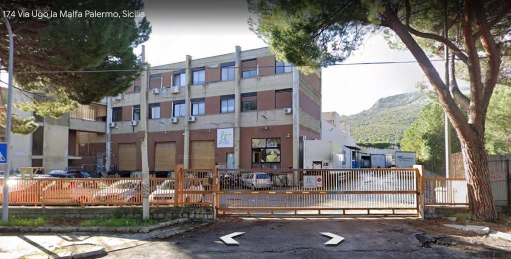 Capannone via Ugo La Malfa 178, Palermo, Rif. 105626647 Immobiliare.it