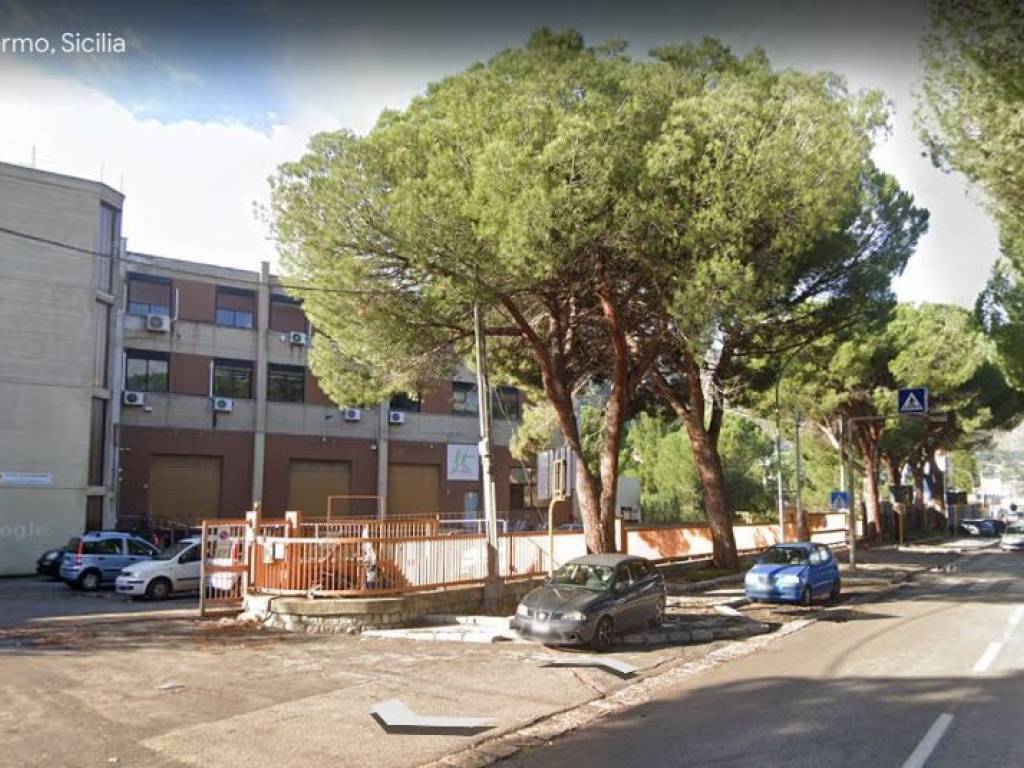 Capannone via Ugo La Malfa 178, Palermo, Rif. 105626647 Immobiliare.it