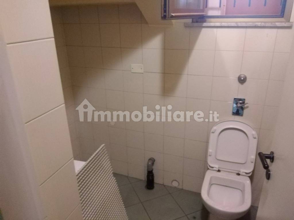 foto 9 bagno di servizio.jpg