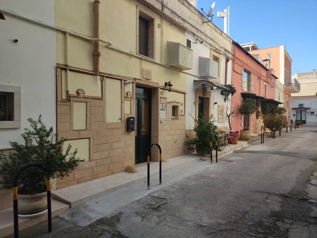 Bilocale vico primo emanuele duni, centro, matera