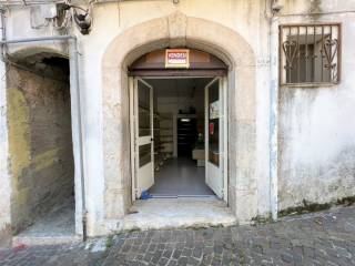 5 ingresso salumeria.jpg