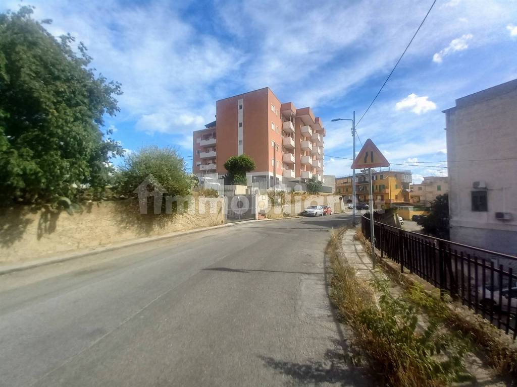 Vendita Appartamento in via Anassagora. Messina. Ottimo stato, terzo piano,  con balcone, riscaldamento autonomo, rif. 105692479