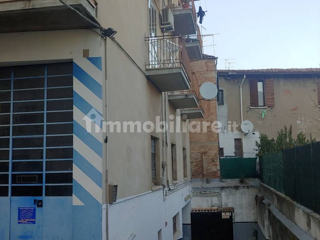 Magazzino Deposito via Antonio Pisano, Verona, Rif. 105734235 Immobiliare.it