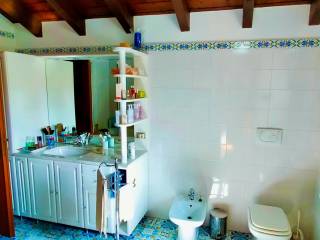 10.0 Miasino-Villa-vendita-Bagno1