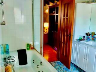 10.1 Miasino-Villa-vendita-Bagno2