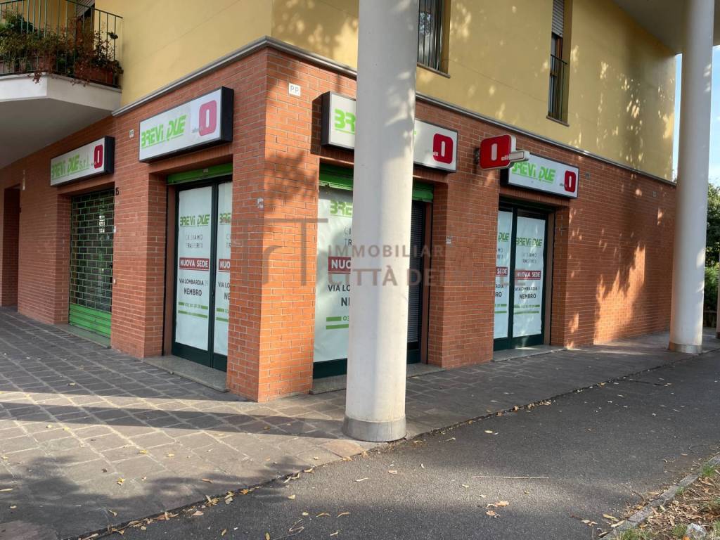 Bergamo Celadina negozio in vendita.
