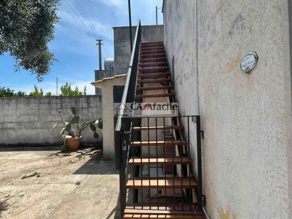 scala di accesso al terrazzo