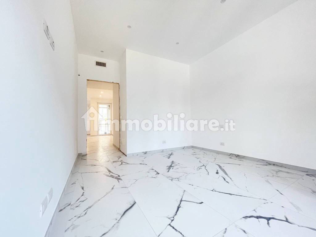 Vendita Appartamento Torino. Trilocale in via San Marino 100. Ottimo stato,  primo piano, con balcone, riscaldamento centralizzato, rif. 105765189