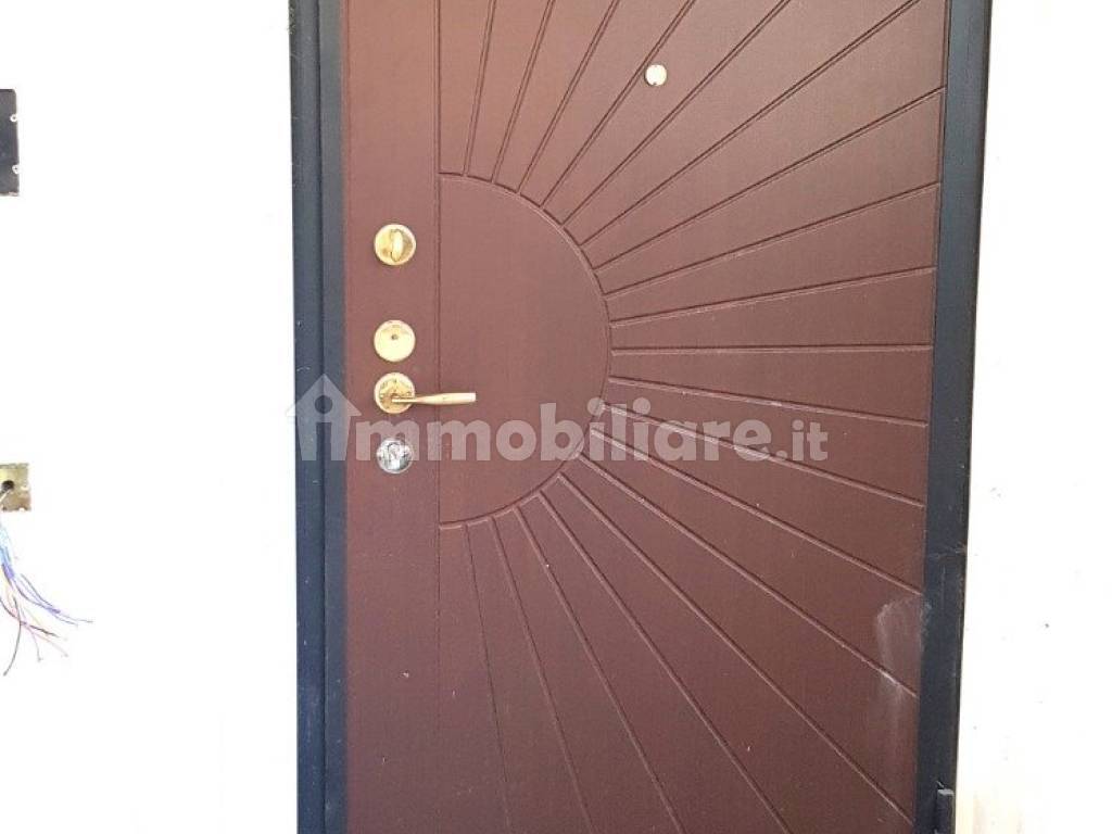 Porta ingresso