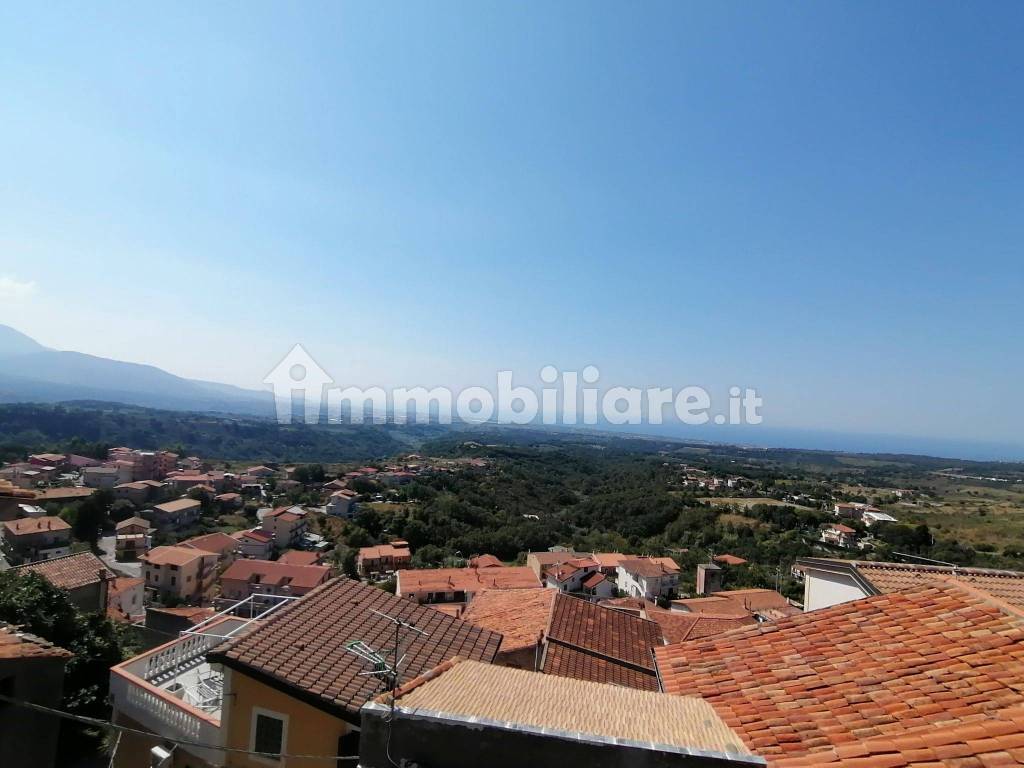 Sale Apartment Santa Domenica Talao. 3room flat in via Arditi 11. Good